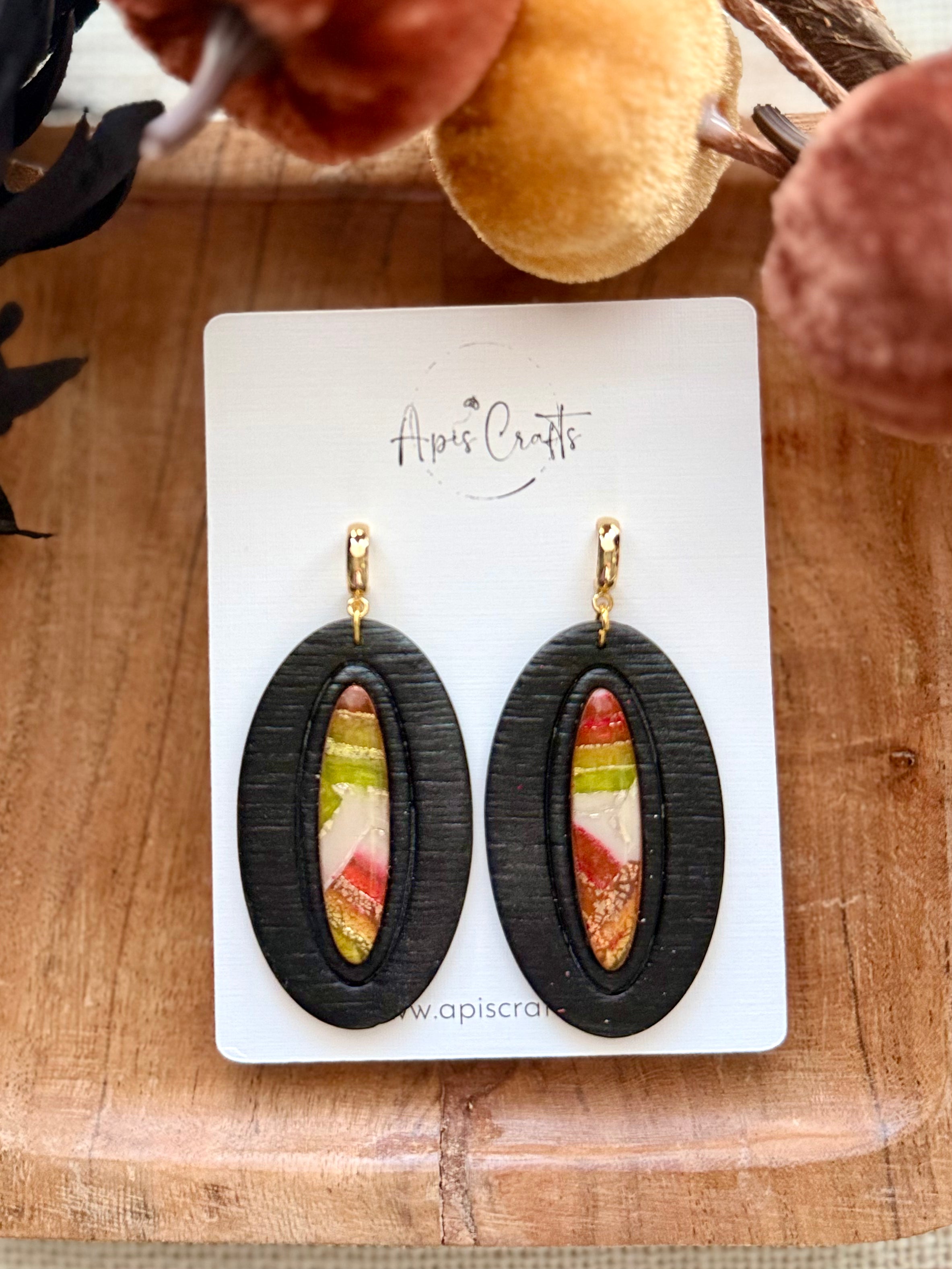 Oval Inset Dangle Earrings - Maize